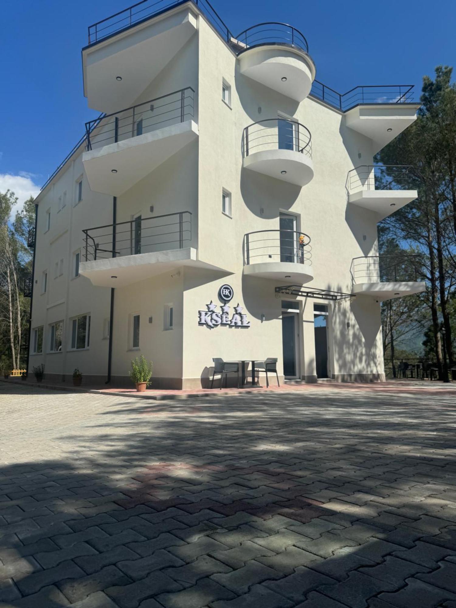 Hotel Kseal Përmet Kültér fotó